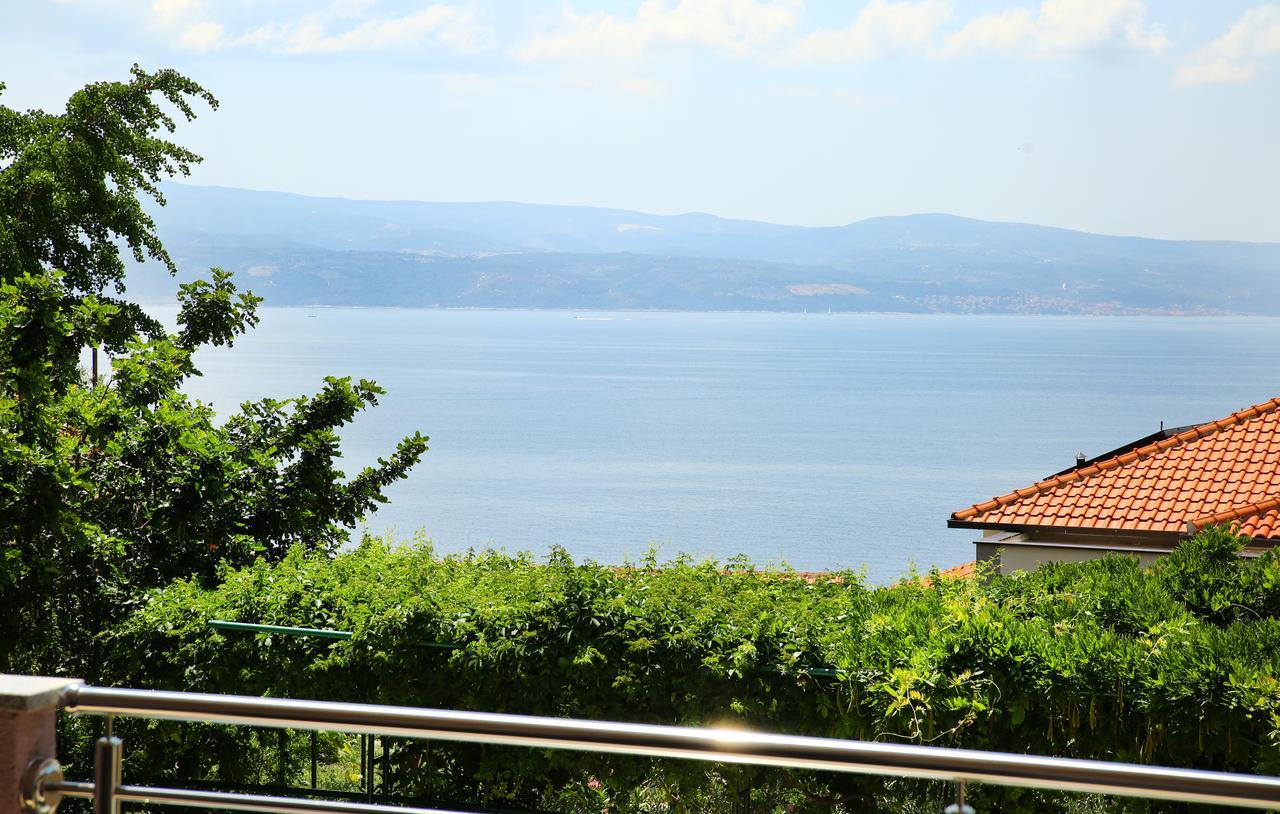 Apartments Nemira Exclusive Omis Bagian luar foto